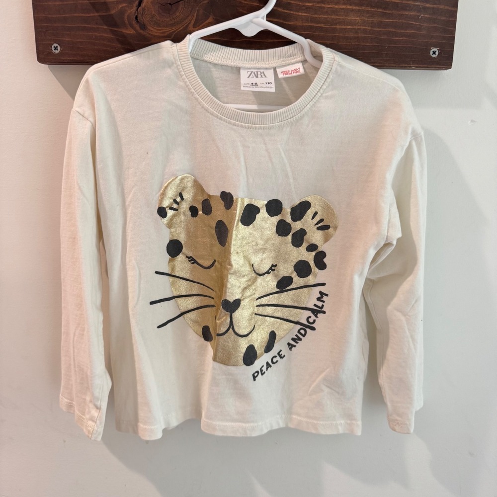 Zara Kids Girls Cream Gold Metallic Leopard Peace and Calm Graphic Tee Size 4-5